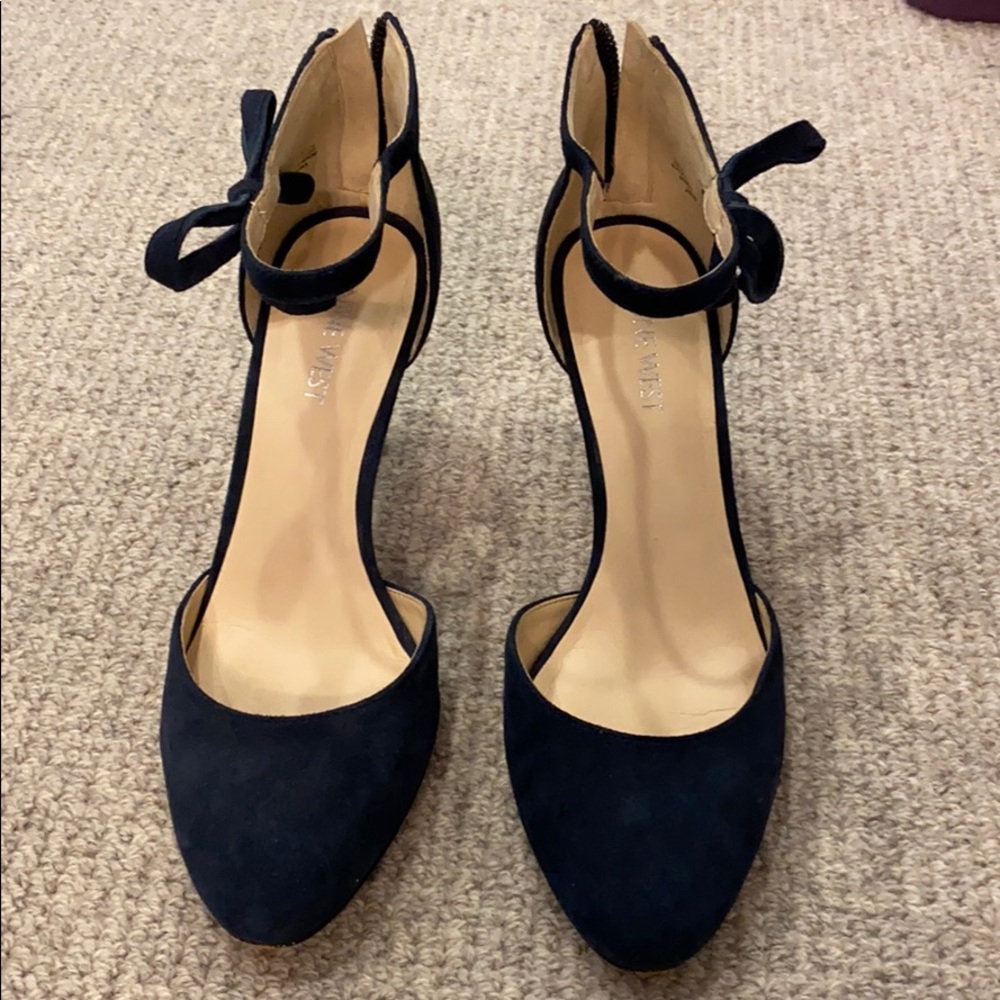 Nine West Navy Heels